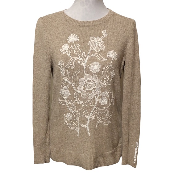 n/a Sweaters - Embroidered Floral Sweater